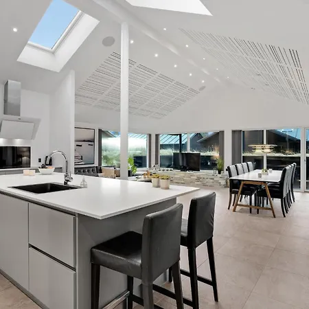 Amazing In With Kitchen Blåvand