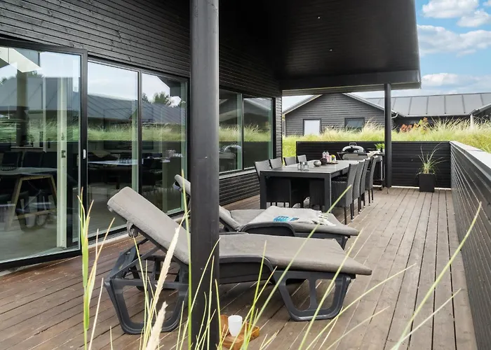 Amazing In With Kitchen *