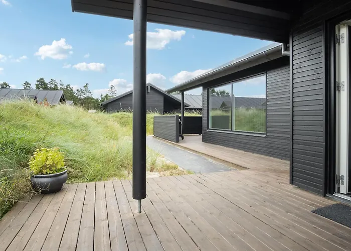 Holiday home Amazing In With Kitchen *